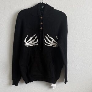 NWT Skeleton Hands Sweater Hoodie Size Small